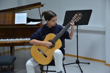 Koncert ucencev GS Trebnje ob zacetku mandata, foto Lapego (9)